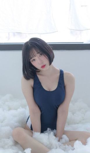 美女露出胸让男生狂揉_国产剧在线视频播放