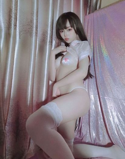 女邻居教我做受_高清在线视频观看