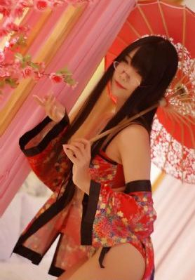 电车魔女日本_高清高清完整版